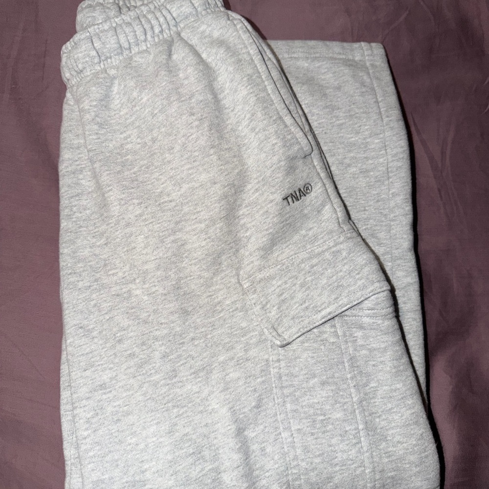 TNA Cozy Fleece Sweatpants in Light Gray